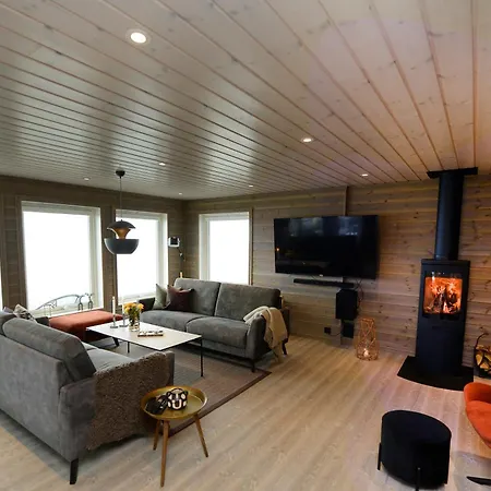 Falkeblikk-Mountain Cabin With Majestic Views
